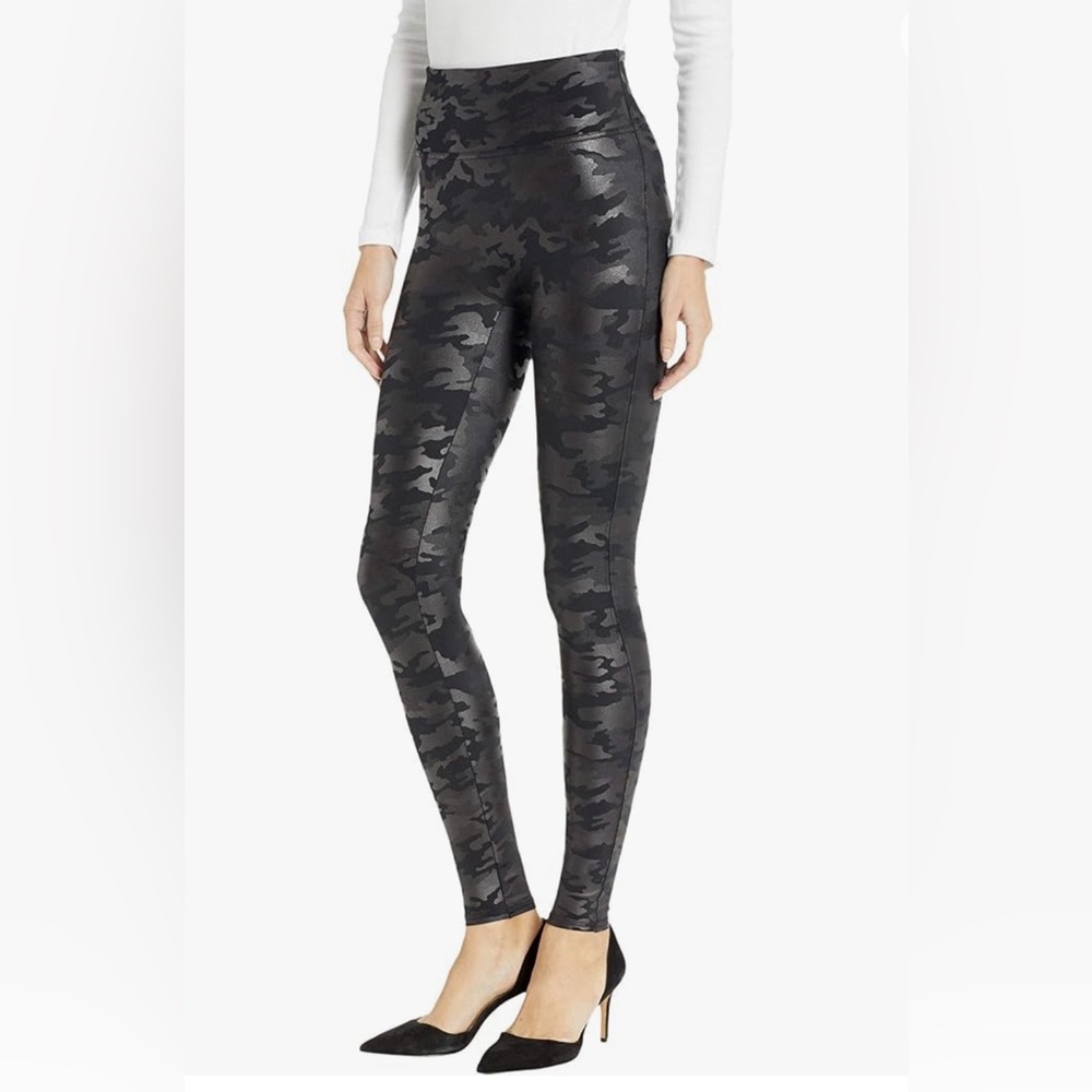SPANX faux leather CAMO legging XL - Picture 1 of 7